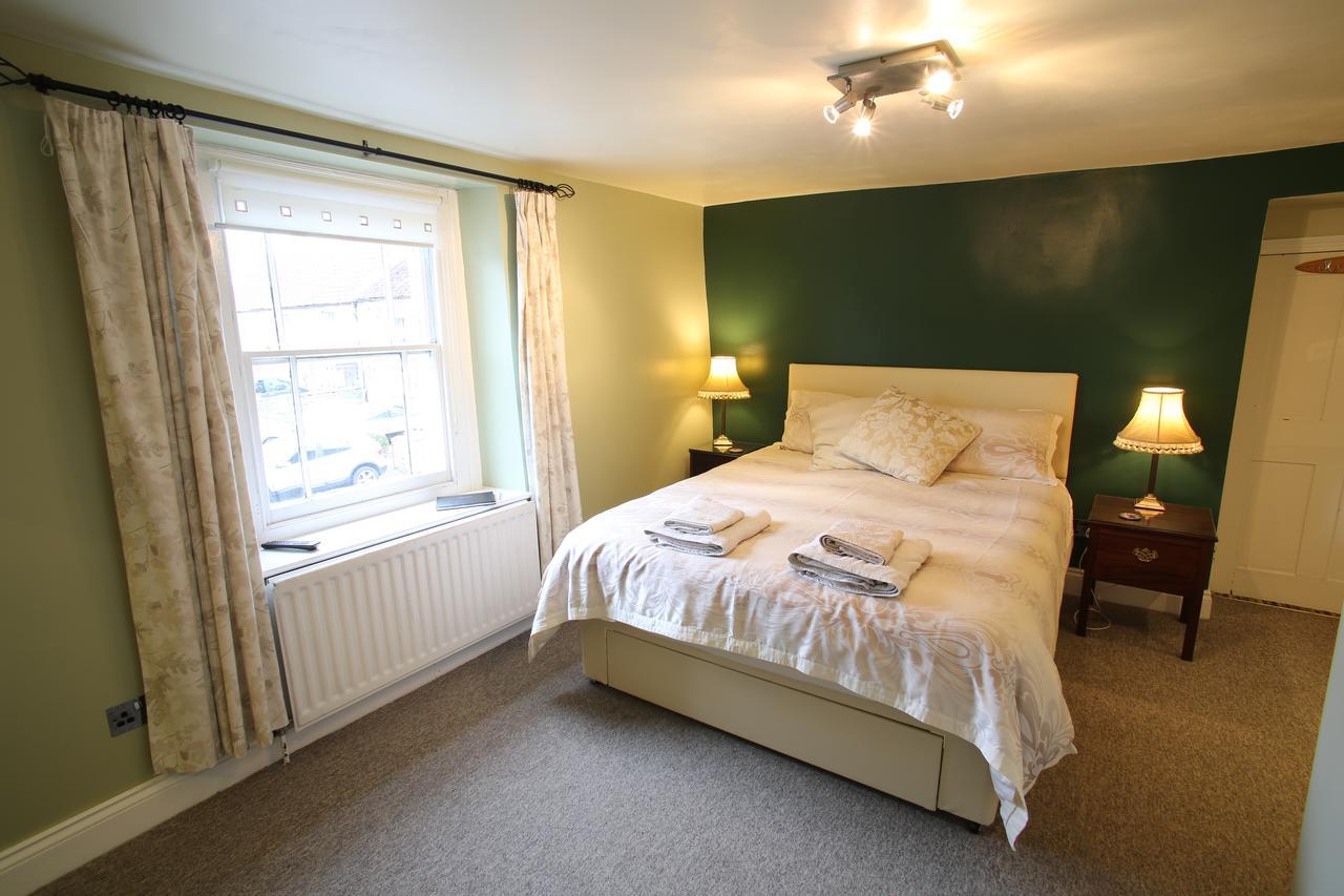 The George 3* Wells